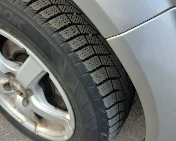 Серый Рено Меган, объемом двигателя 1.6 л и пробегом 199 тыс. км за 4900 $, фото 5 на Automoto.ua