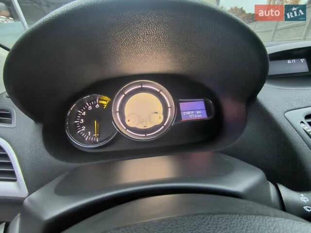 Серый Рено Меган, объемом двигателя 1.6 л и пробегом 115 тыс. км за 7050 $, фото 21 на Automoto.ua