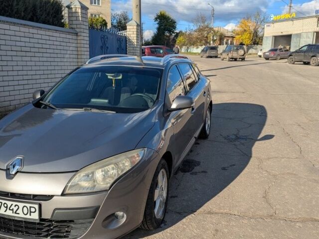 Серый Рено Меган, объемом двигателя 1.4 л и пробегом 207 тыс. км за 6000 $, фото 5 на Automoto.ua