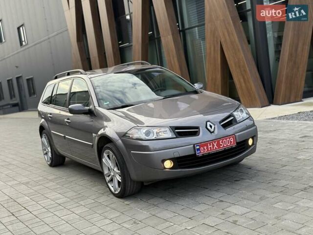 Серый Рено Меган, объемом двигателя 1.6 л и пробегом 195 тыс. км за 5750 $, фото 12 на Automoto.ua