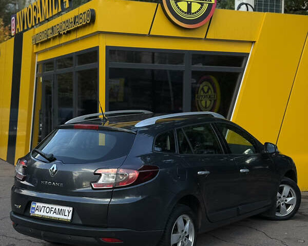 Серый Рено Меган, объемом двигателя 1.46 л и пробегом 293 тыс. км за 6299 $, фото 4 на Automoto.ua