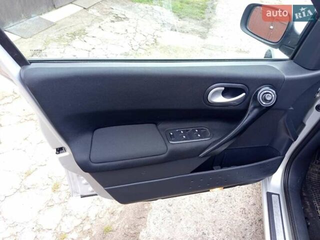 Серый Рено Меган, объемом двигателя 1.6 л и пробегом 198 тыс. км за 5800 $, фото 23 на Automoto.ua