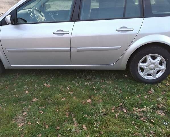 Серый Рено Меган, объемом двигателя 1.6 л и пробегом 178 тыс. км за 5900 $, фото 8 на Automoto.ua