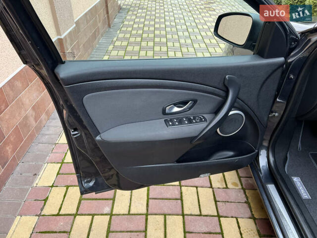 Сірий Рено Меган, об'ємом двигуна 1.6 л та пробігом 210 тис. км за 7250 $, фото 17 на Automoto.ua