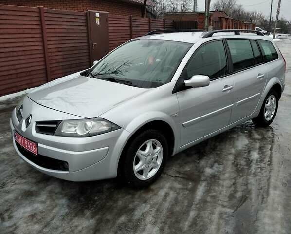 Серый Рено Меган, объемом двигателя 1.6 л и пробегом 178 тыс. км за 5800 $, фото 4 на Automoto.ua