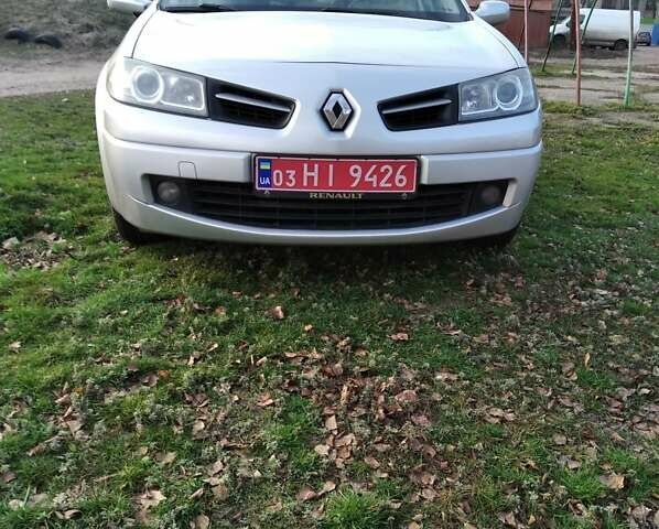 Серый Рено Меган, объемом двигателя 1.6 л и пробегом 178 тыс. км за 5900 $, фото 16 на Automoto.ua