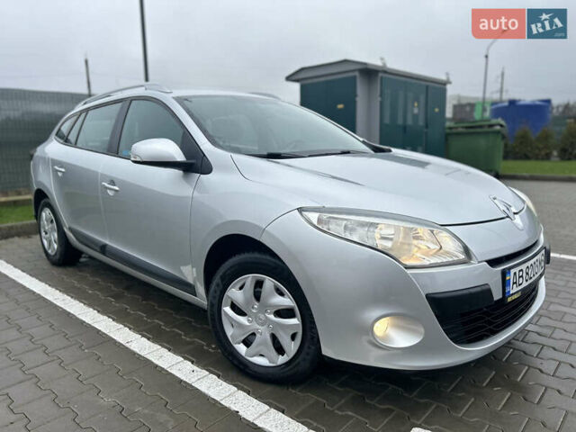 Сірий Рено Меган, об'ємом двигуна 1.6 л та пробігом 172 тис. км за 7450 $, фото 66 на Automoto.ua