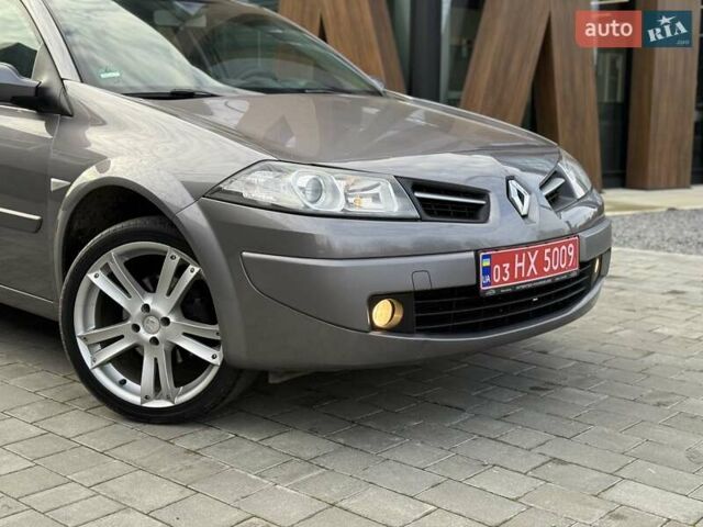 Серый Рено Меган, объемом двигателя 1.6 л и пробегом 195 тыс. км за 5750 $, фото 6 на Automoto.ua