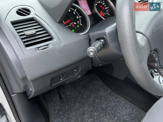 Сірий Рено Меган, об'ємом двигуна 1.6 л та пробігом 230 тис. км за 5950 $, фото 21 на Automoto.ua