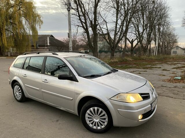 Сірий Рено Меган, об'ємом двигуна 1.6 л та пробігом 260 тис. км за 3750 $, фото 2 на Automoto.ua