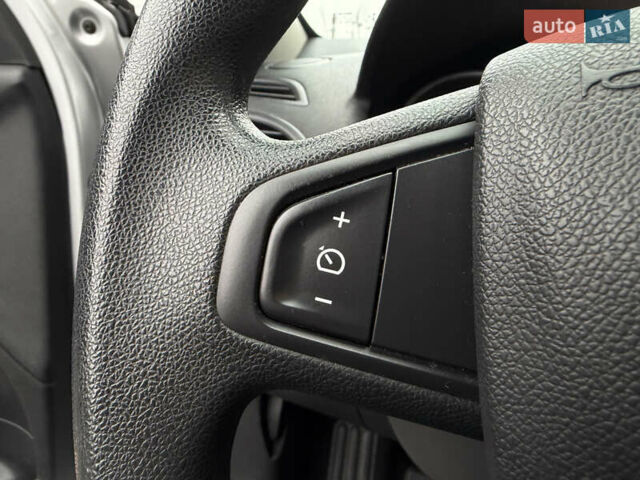 Сірий Рено Меган, об'ємом двигуна 1.6 л та пробігом 196 тис. км за 7850 $, фото 89 на Automoto.ua