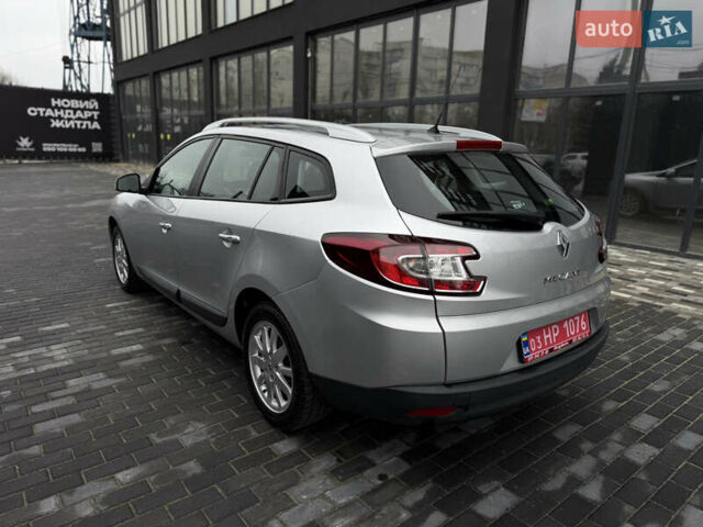 Сірий Рено Меган, об'ємом двигуна 1.6 л та пробігом 196 тис. км за 7850 $, фото 28 на Automoto.ua