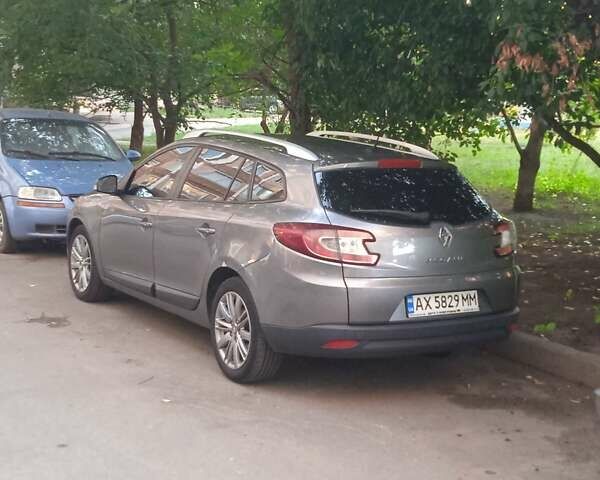 Сірий Рено Меган, об'ємом двигуна 1.6 л та пробігом 352 тис. км за 6000 $, фото 15 на Automoto.ua
