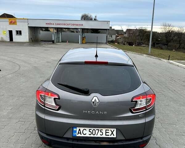 Сірий Рено Меган, об'ємом двигуна 1.46 л та пробігом 220 тис. км за 7190 $, фото 9 на Automoto.ua