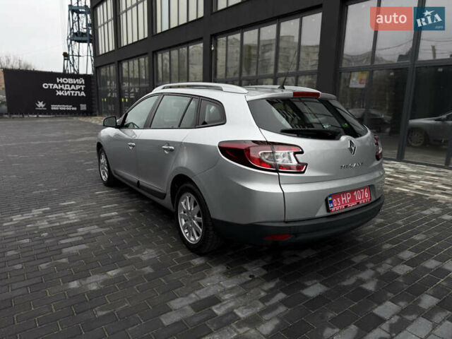 Сірий Рено Меган, об'ємом двигуна 1.6 л та пробігом 196 тис. км за 7850 $, фото 25 на Automoto.ua