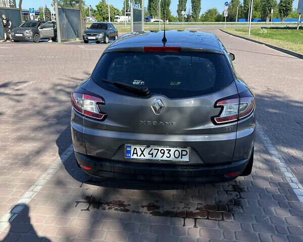 Сірий Рено Меган, об'ємом двигуна 1.46 л та пробігом 270 тис. км за 6200 $, фото 6 на Automoto.ua