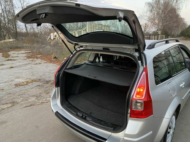 Сірий Рено Меган, об'ємом двигуна 1.6 л та пробігом 260 тис. км за 3750 $, фото 16 на Automoto.ua