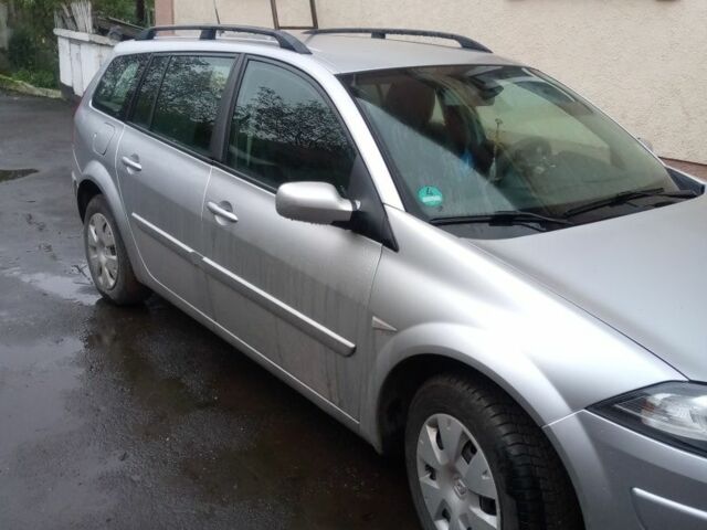 Серый Рено Меган, объемом двигателя 1.5 л и пробегом 230 тыс. км за 5500 $, фото 1 на Automoto.ua