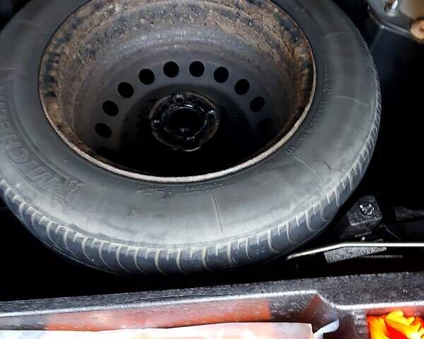 Сірий Рено Меган, об'ємом двигуна 0 л та пробігом 226 тис. км за 5900 $, фото 46 на Automoto.ua