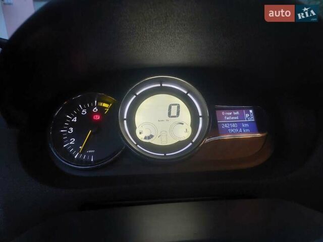 Сірий Рено Меган, об'ємом двигуна 2 л та пробігом 243 тис. км за 6500 $, фото 10 на Automoto.ua