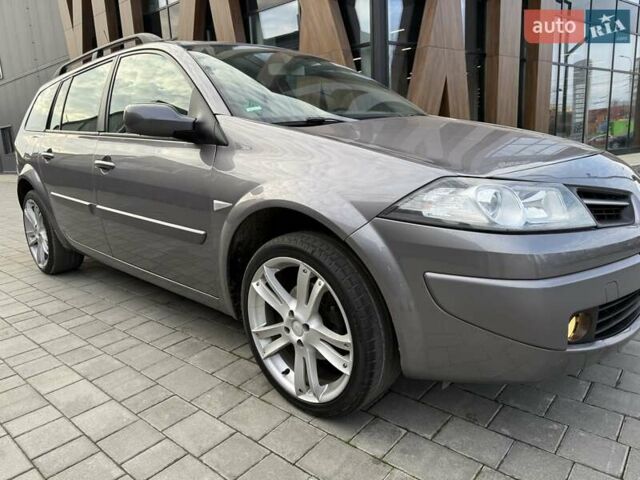 Серый Рено Меган, объемом двигателя 1.6 л и пробегом 195 тыс. км за 5750 $, фото 21 на Automoto.ua