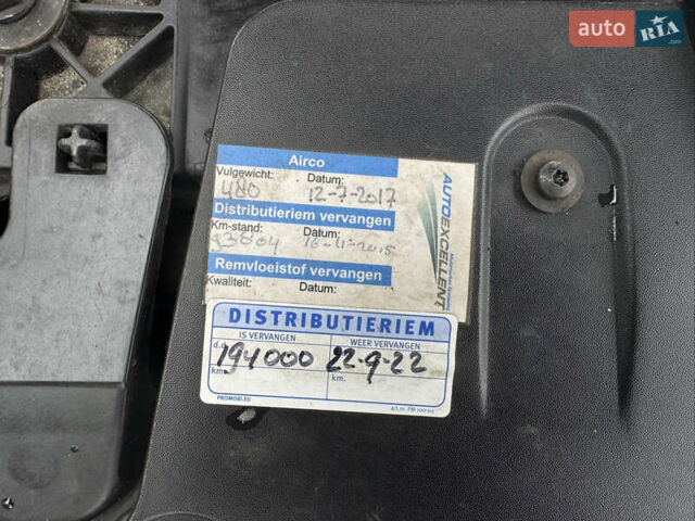 Серый Рено Меган, объемом двигателя 1.6 л и пробегом 231 тыс. км за 7800 $, фото 53 на Automoto.ua