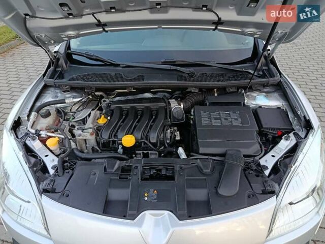 Серый Рено Меган, объемом двигателя 1.6 л и пробегом 195 тыс. км за 6800 $, фото 31 на Automoto.ua