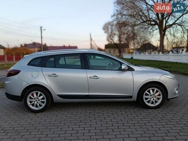 Серый Рено Меган, объемом двигателя 1.6 л и пробегом 195 тыс. км за 6800 $, фото 67 на Automoto.ua