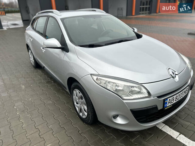 Сірий Рено Меган, об'ємом двигуна 1.6 л та пробігом 172 тис. км за 7450 $, фото 29 на Automoto.ua
