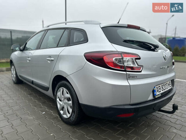 Сірий Рено Меган, об'ємом двигуна 1.6 л та пробігом 172 тис. км за 7450 $, фото 46 на Automoto.ua