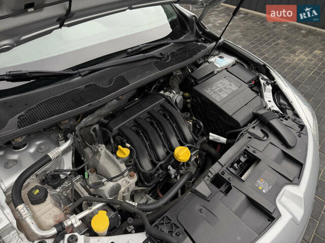 Сірий Рено Меган, об'ємом двигуна 1.6 л та пробігом 196 тис. км за 7850 $, фото 124 на Automoto.ua