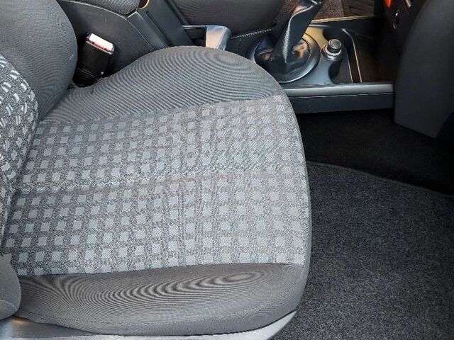 Серый Рено Меган, объемом двигателя 1.6 л и пробегом 226 тыс. км за 5900 $, фото 19 на Automoto.ua