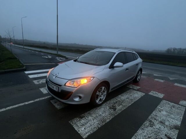 Серый Рено Меган, объемом двигателя 1.5 л и пробегом 248 тыс. км за 6500 $, фото 2 на Automoto.ua