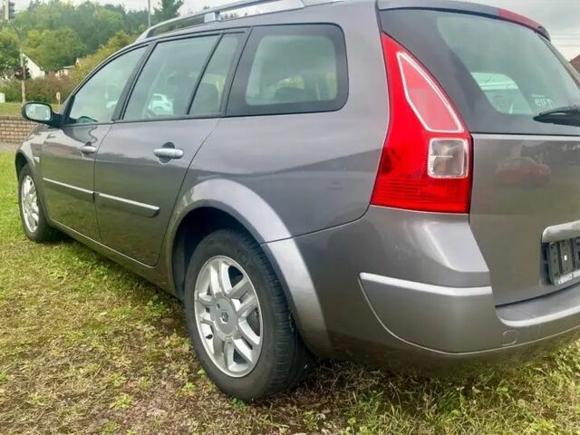 Серый Рено Меган, объемом двигателя 1.6 л и пробегом 168 тыс. км за 3483 $, фото 2 на Automoto.ua