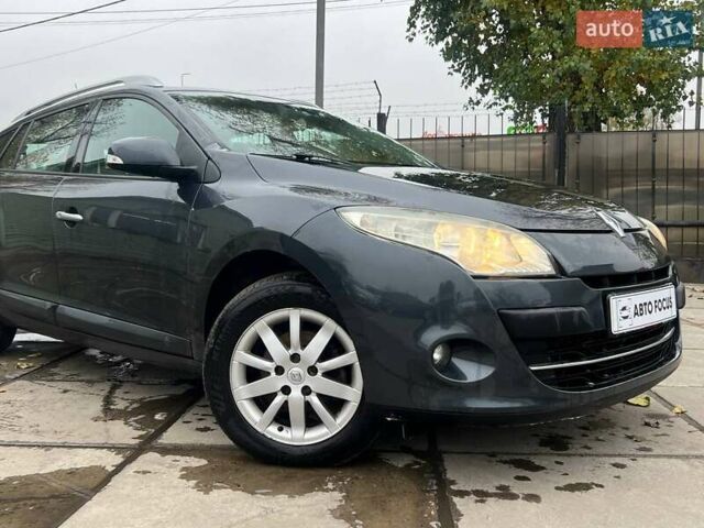 Сірий Рено Меган, об'ємом двигуна 2 л та пробігом 243 тис. км за 6890 $, фото 3 на Automoto.ua