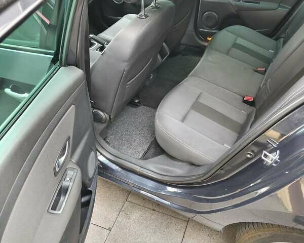 Серый Рено Меган, объемом двигателя 1.4 л и пробегом 215 тыс. км за 6000 $, фото 17 на Automoto.ua