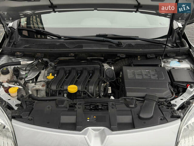 Сірий Рено Меган, об'ємом двигуна 1.6 л та пробігом 196 тис. км за 7850 $, фото 118 на Automoto.ua