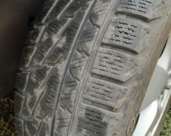 Рено Меган 2009 у Пятихатках на Automoto.ua Сірий Рено Меган, об'ємом двигуна 1.6 л та пробігом 188 тис. км за 7200 $, фото 6 на Automoto.ua