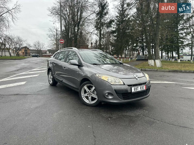 Сірий Рено Меган, об'ємом двигуна 1.6 л та пробігом 176 тис. км за 6450 $, фото 11 на Automoto.ua