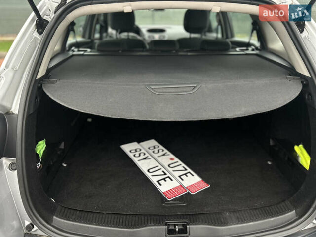 Сірий Рено Меган, об'ємом двигуна 1.6 л та пробігом 172 тис. км за 7450 $, фото 94 на Automoto.ua