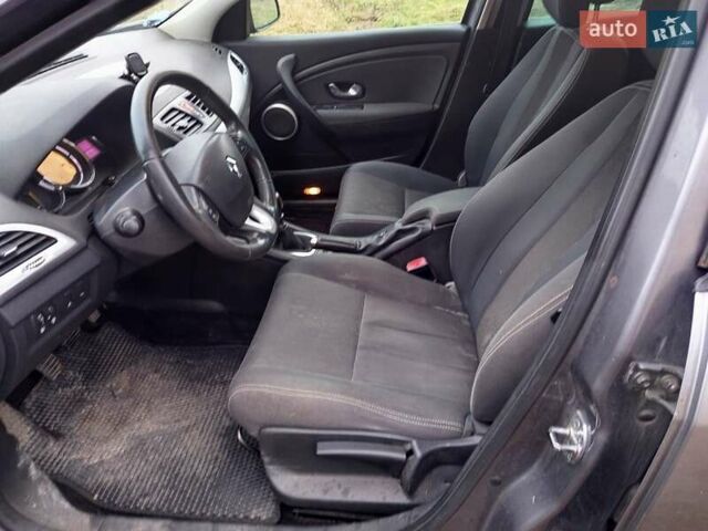 Сірий Рено Меган, об'ємом двигуна 1.6 л та пробігом 227 тис. км за 6500 $, фото 7 на Automoto.ua