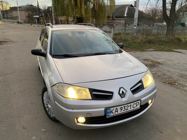 Сірий Рено Меган, об'ємом двигуна 1.6 л та пробігом 260 тис. км за 3750 $, фото 22 на Automoto.ua