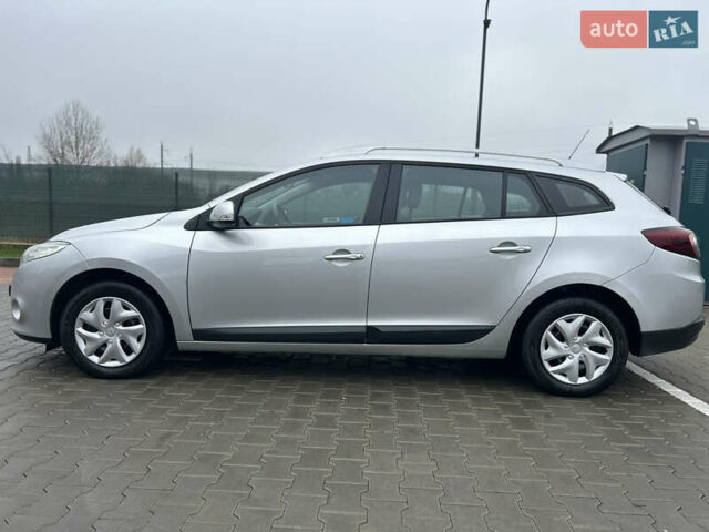 Сірий Рено Меган, об'ємом двигуна 1.6 л та пробігом 172 тис. км за 7450 $, фото 50 на Automoto.ua