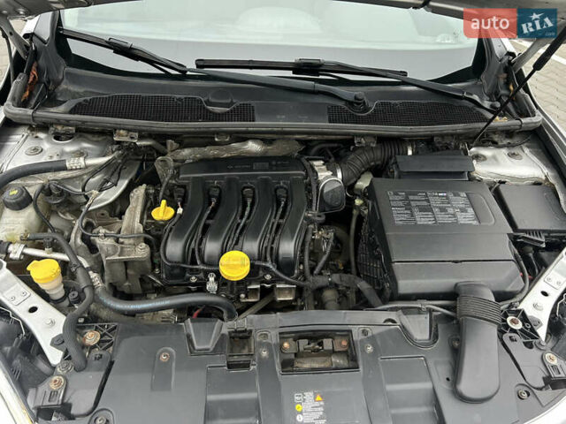 Сірий Рено Меган, об'ємом двигуна 1.6 л та пробігом 172 тис. км за 7450 $, фото 96 на Automoto.ua