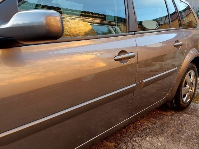 Серый Рено Меган, объемом двигателя 1.6 л и пробегом 226 тыс. км за 5900 $, фото 2 на Automoto.ua