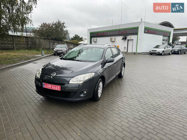 Рено Меган 2009 в Белой Церкве на Automoto.ua Серый Рено Меган, объемом двигателя 1.6 л и пробегом 231 тыс. км за 7900 $, фото 32 на Automoto.ua