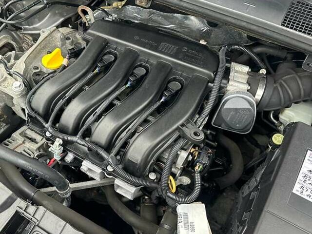 Серый Рено Меган, объемом двигателя 1.6 л и пробегом 176 тыс. км за 6500 $, фото 44 на Automoto.ua