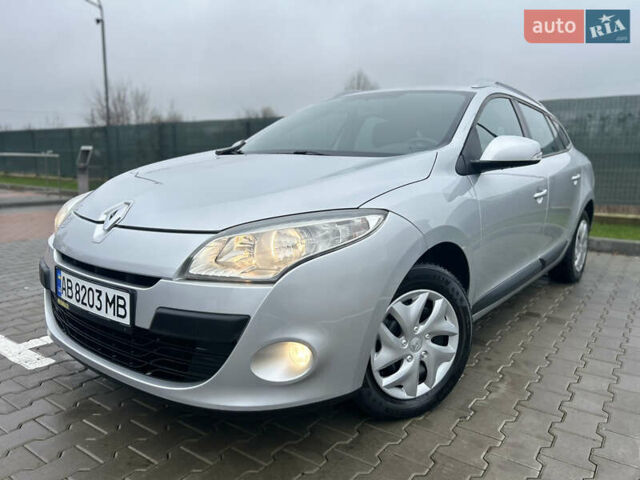 Сірий Рено Меган, об'ємом двигуна 1.6 л та пробігом 172 тис. км за 7450 $, фото 67 на Automoto.ua