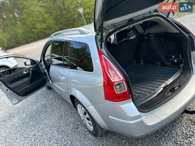 Сірий Рено Меган, об'ємом двигуна 1.6 л та пробігом 334 тис. км за 4500 $, фото 5 на Automoto.ua