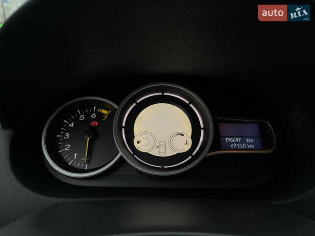 Сірий Рено Меган, об'ємом двигуна 1.6 л та пробігом 196 тис. км за 7850 $, фото 87 на Automoto.ua